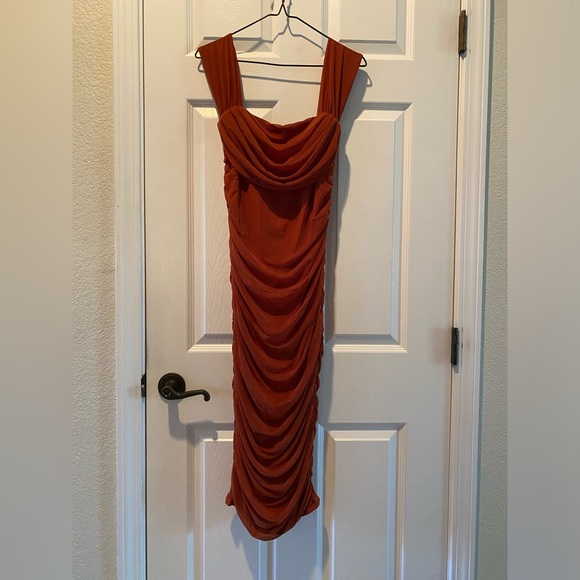 PRETTYGARDEN Women's Ruched Bodycon Dress Off Shoulder Sleeveless Cocktail Dress - Picture 8 of 9